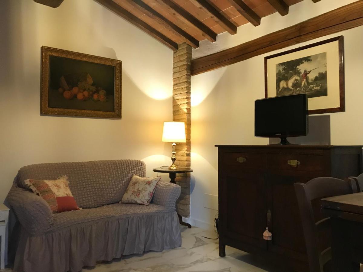 La Perla Tra Gli Ulivi Apartment Siena Exterior foto